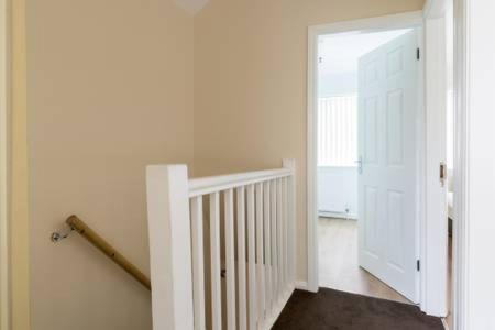 Solihull/Nec/Airport 3 Bedroom Semi-Detached House Бирмингем Экстерьер фото