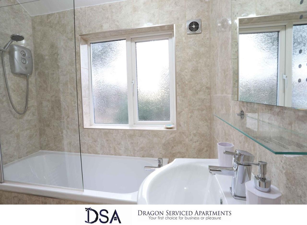 Solihull/Nec/Airport 3 Bedroom Semi-Detached House Бирмингем Экстерьер фото
